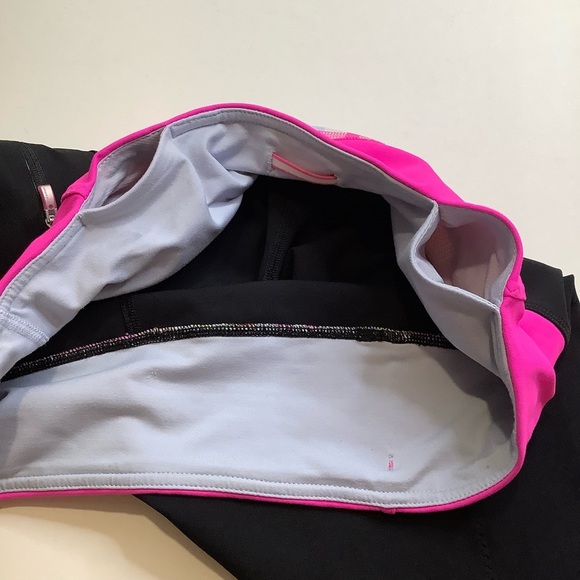 LULULEMON Black Run Fast Track Short - Picture 8 of 11